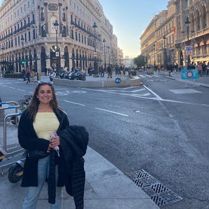 Meet your Posher, Lauren